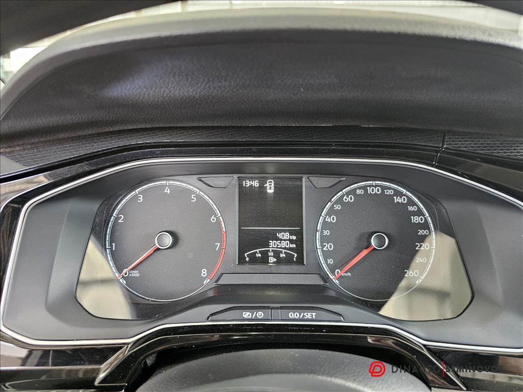 VW - Volkswagen-POLO-1.0 MPI TRACK MANUAL