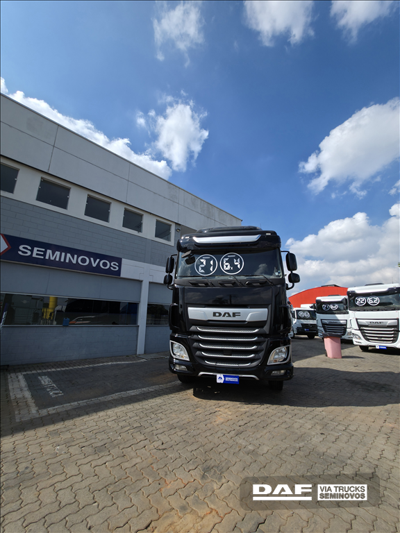 DAF-XF-FTT 530 6X4 SPACE CAB