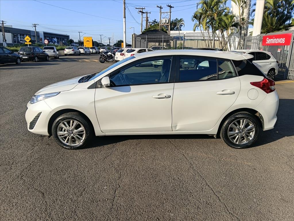 YARIS 1.5 16V FLEX XL PLUS CONNECT MULTIDRIVE2