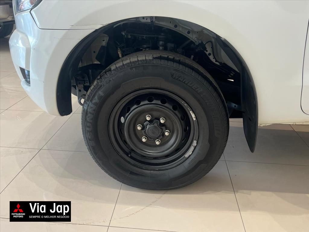 Ford-RANGER-2.2 XL 4X4 CS 16V DIESEL 2P MANUAL