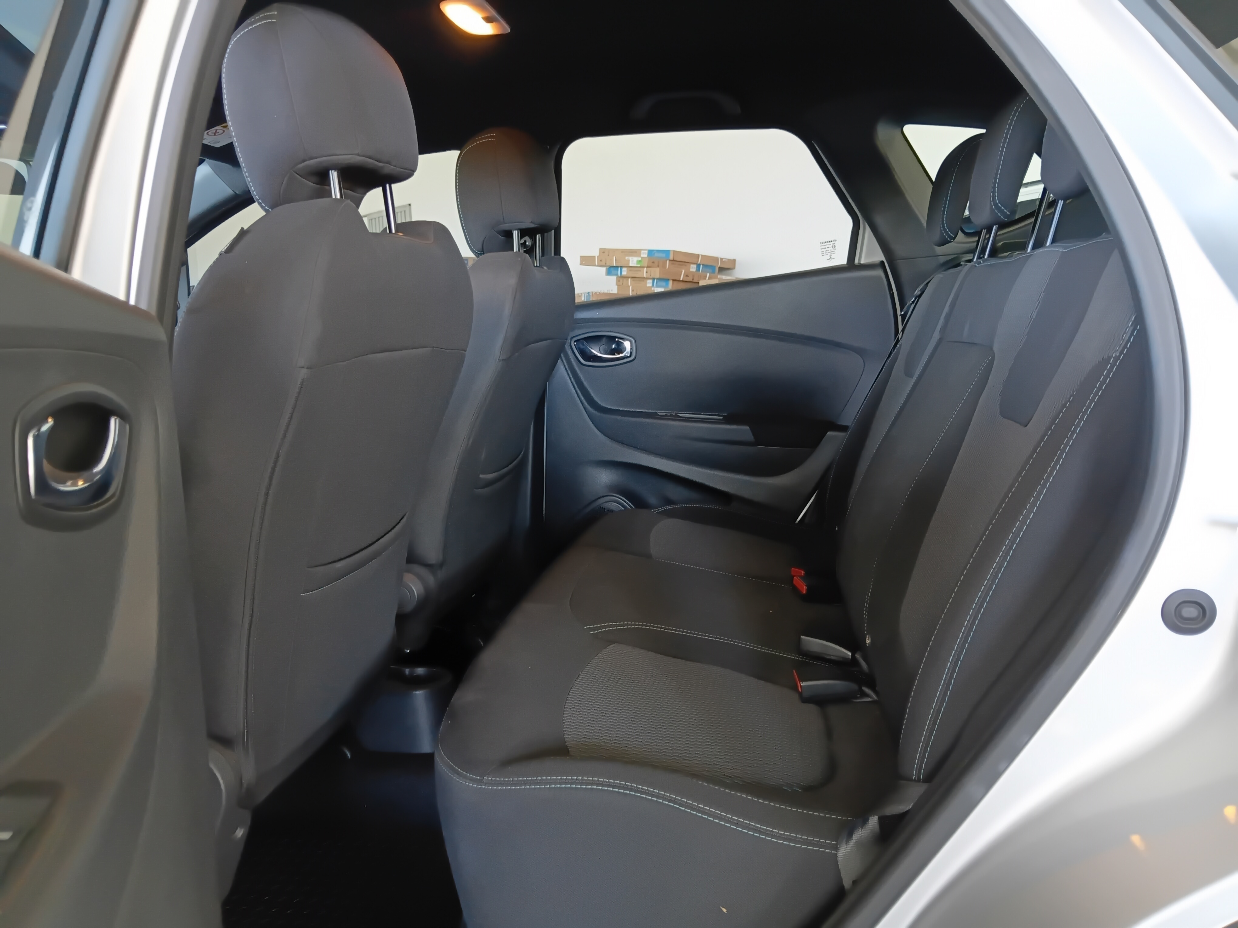 Renault Captur 1.6 16V Sce Flex Life X Tronic - foto 12