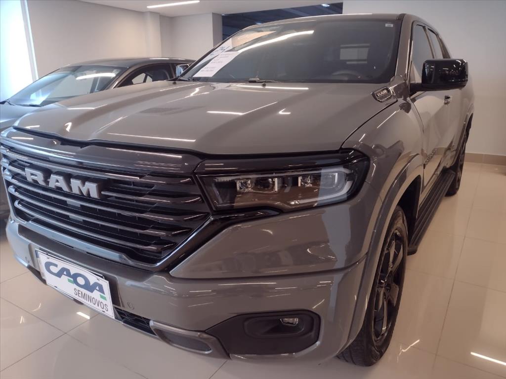 2.0 HURRICANE 4 TURBO GASOLINA LARAMIE 4X4 AUTOMÁTICO