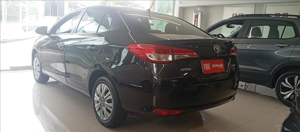 YARIS 1.5 16V FLEX SEDAN XL LIVE MULTIDRIVE3