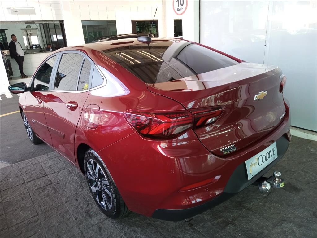 ONIX PLUS 1.0 TURBO FLEX PREMIER AUTOMÁTICO4