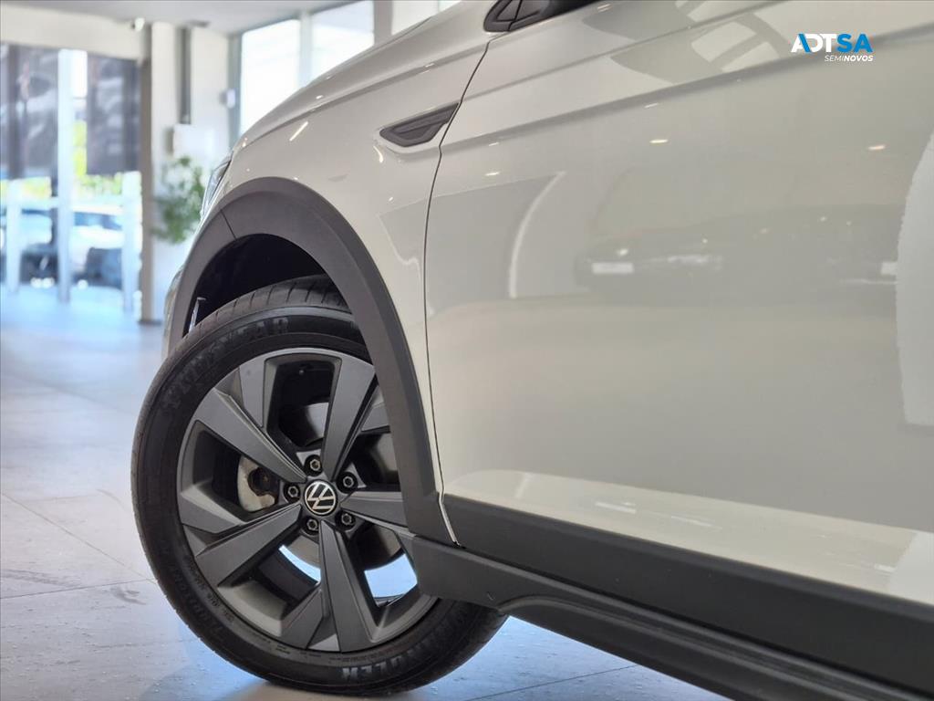 VOLKSWAGEN NIVUS 1.0 200 TSI TOTAL FLEX COMFORTLINE AUTOMÁTICO