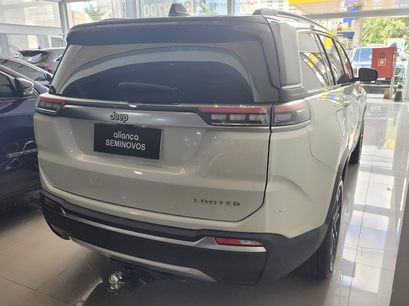 COMMANDER 1.3 T270 TURBO FLEX LIMITED AT63