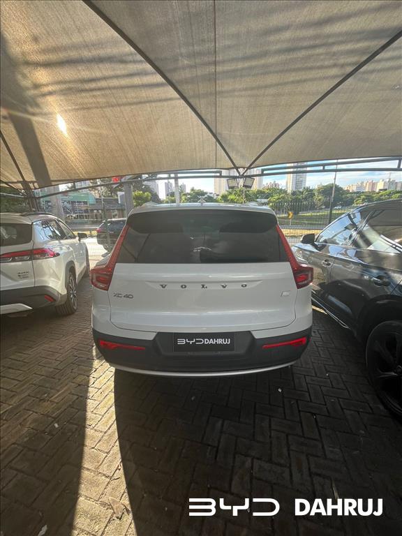 XC40 1.5 T5 RECHARGE MOMENTUM GEARTRONIC11