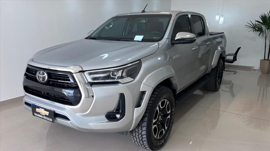 HILUX 2.8 D-4D TURBO DIESEL CD SRX 4X4 AUTOMÁTICO