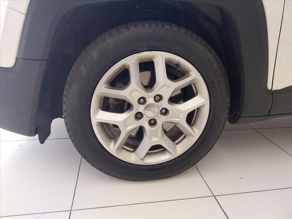 RENEGADE 1.8 16V FLEX SPORT 4P AUTOMÁTICO10