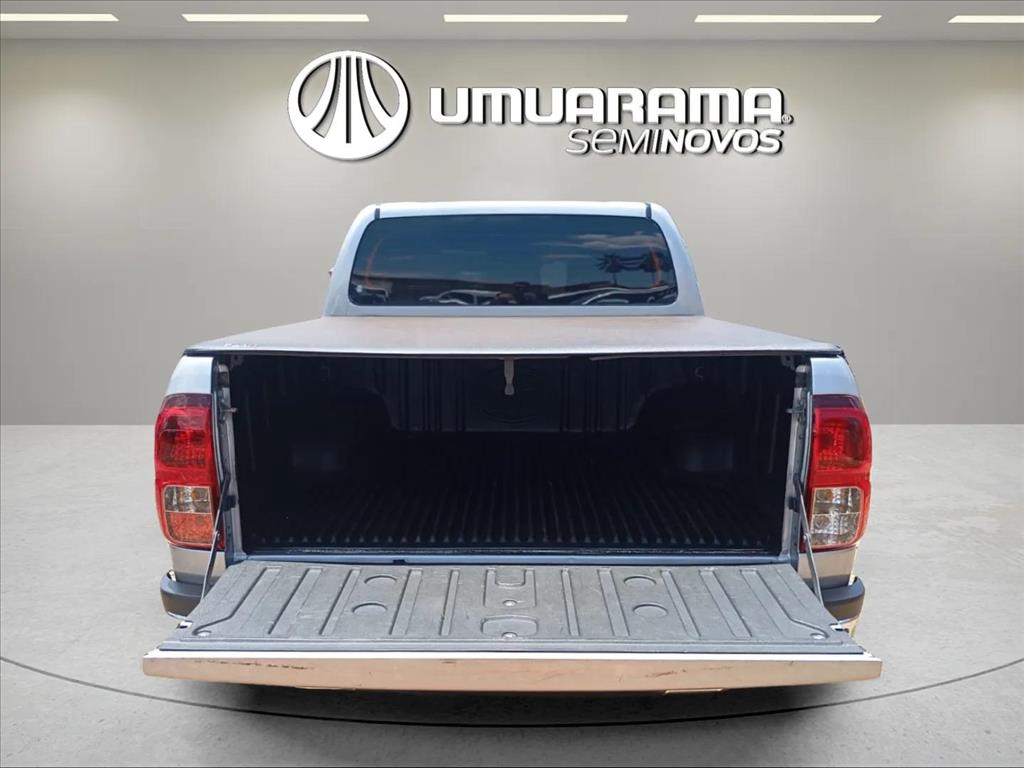 HILUX 2.8 D-4D TURBO DIESEL CD SRV 4X4 AUTOMÁTICO6