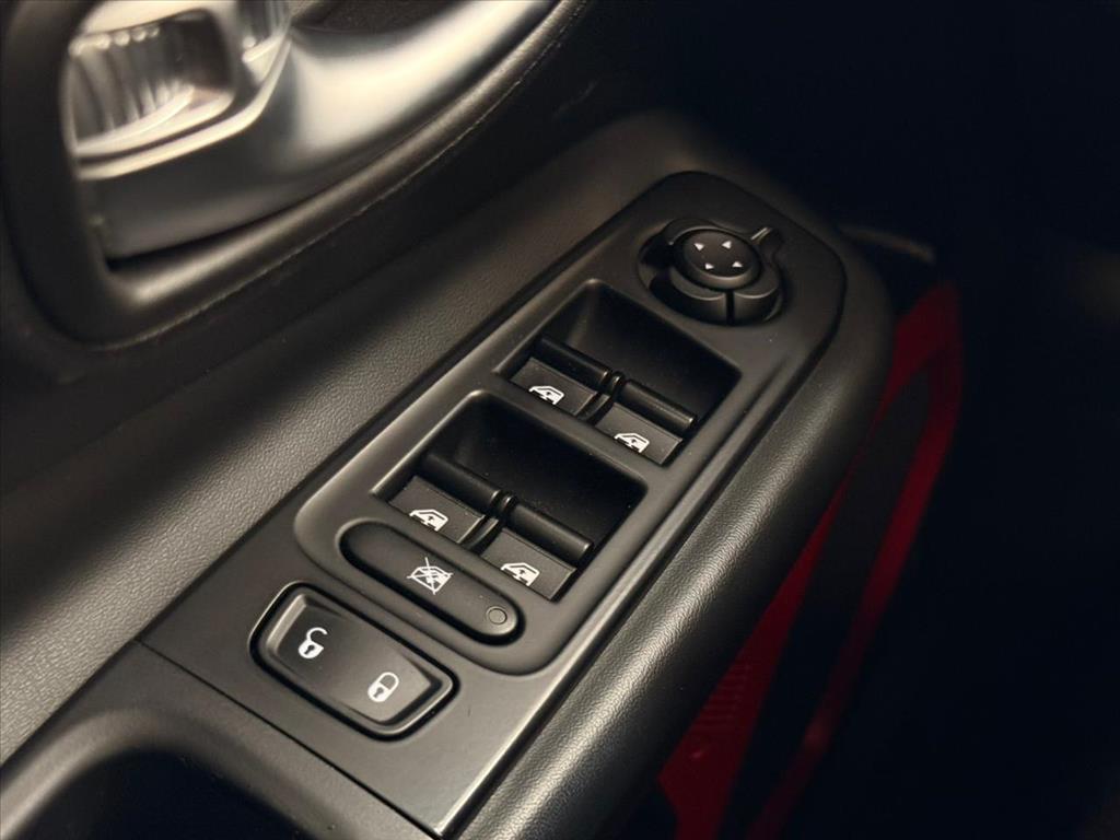 RENEGADE 2.0 16V TURBO DIESEL TRAILHAWK 4P 4X4 AUTOMÁTICO10