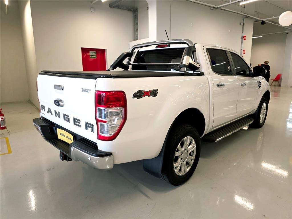 RANGER 3.2 XLT 4X4 CD 20V DIESEL 4P AUTOMÁTICO5