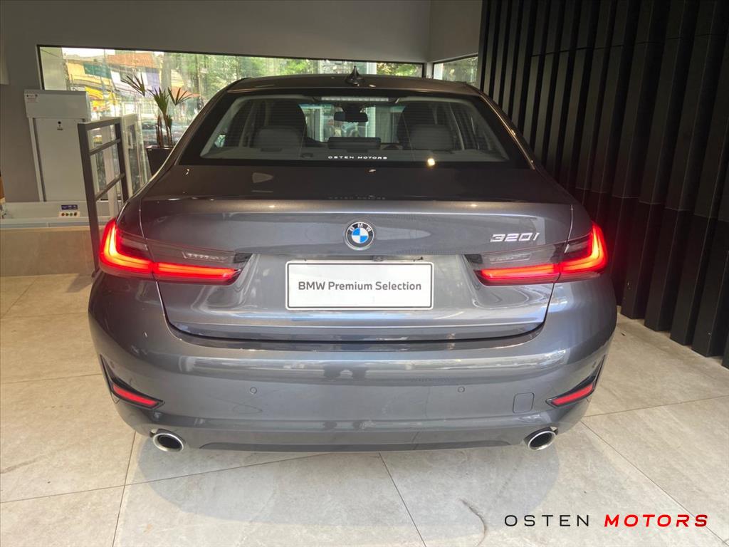 BMW-320i-2.0 16V TURBO GASOLINA SPORT GP AUTOMÁTICO
