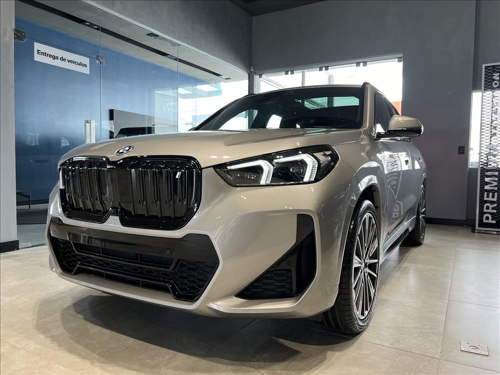 iX1 ELÉTRICO XDRIVE30 M SPORT1