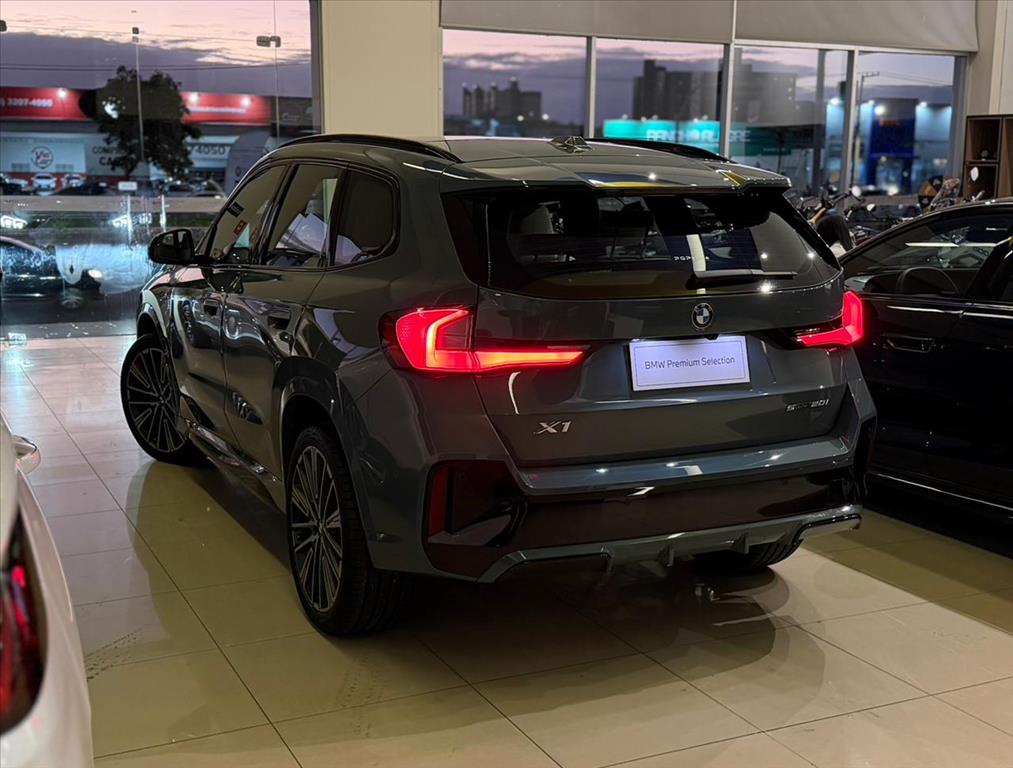 X1 2.0 16V TURBO GASOLINA SDRIVE20I M SPORT STEPTRONIC8