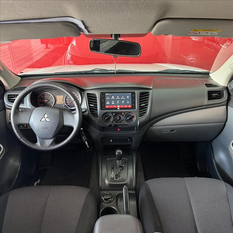 Mitsubishi-L200 TRITON-2.4 16V TURBO DIESEL SPORT GLS CD 4P 4X4 MANUAL