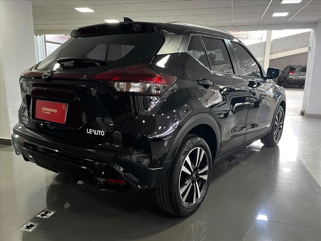 KICKS PLAY 1.6 16V FLEXSTART SENSE XTRONIC5