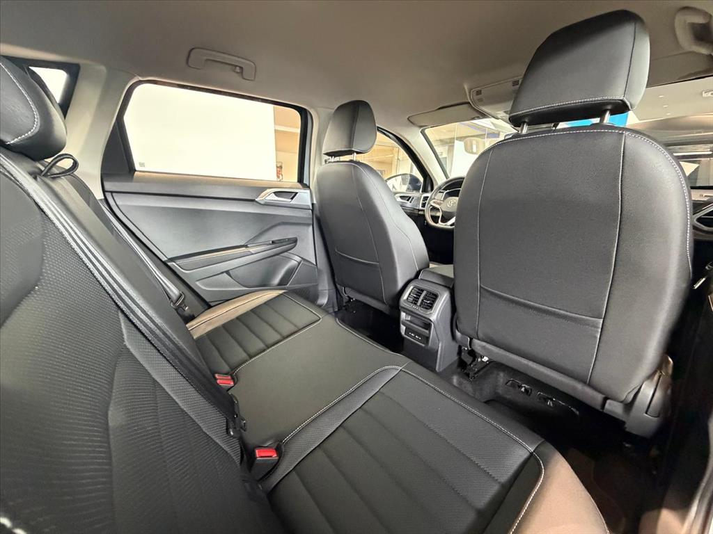 TAOS 1.4 250 TSI TOTAL FLEX HIGHLINE AUTOMÁTICO16