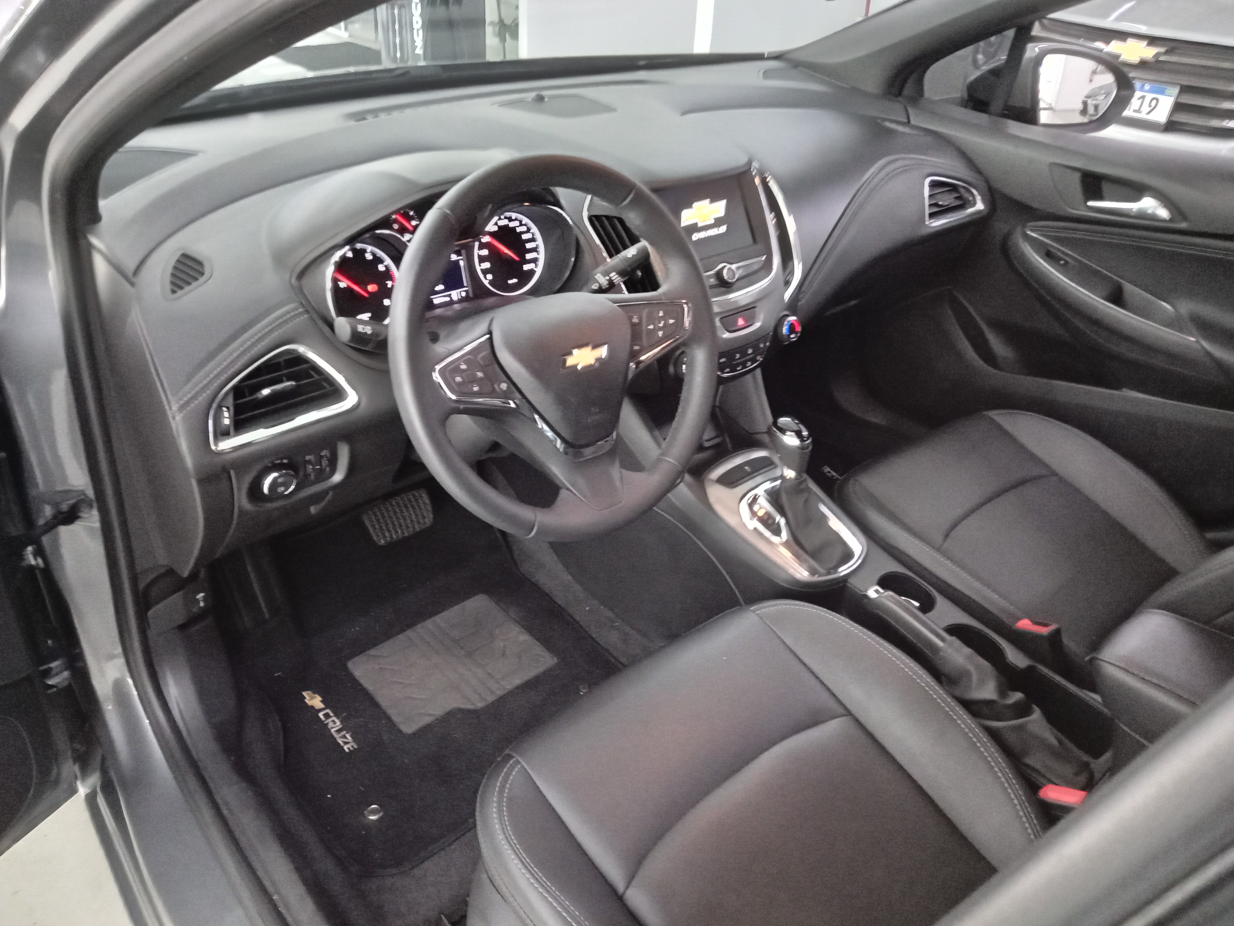 CRUZE 1.4 TURBO MIDNIGHT 16V FLEX 4P AUTOMÁTICO6