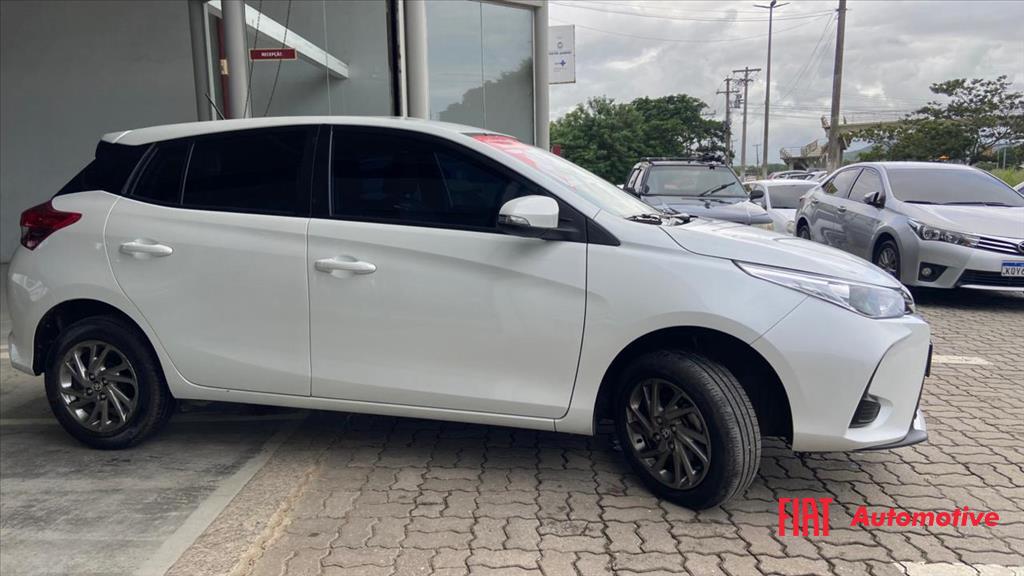 YARIS 1.5 16V FLEX XS MULTIDRIVE9