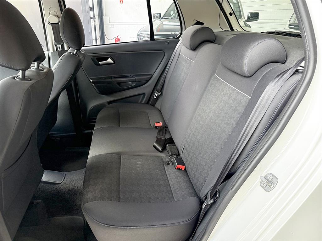 Volkswagen Fox - 1.6 MSI COMFORTLINE 8V FLEX 4P AUTOMATIZADO