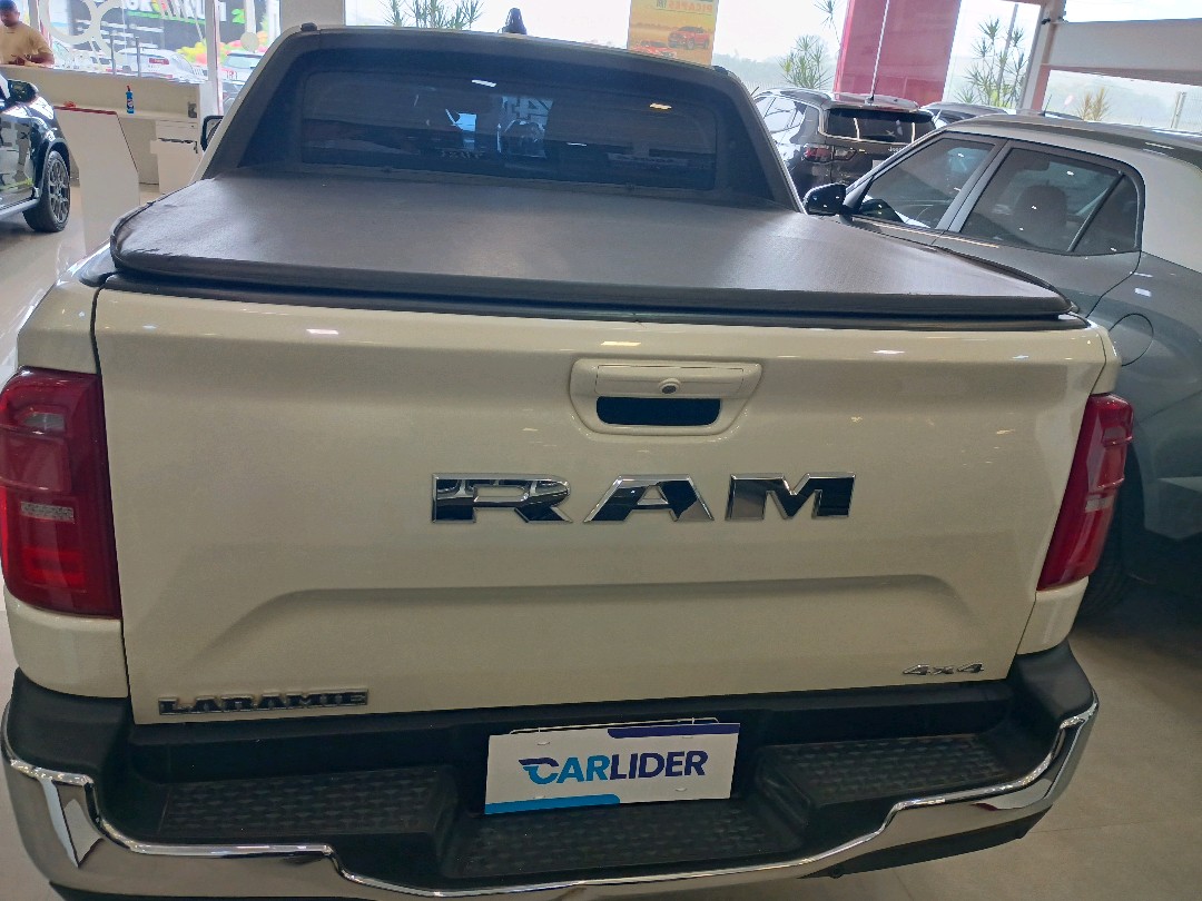 RAMPAGE 2.0 TURBO DIESEL LARAMIE 4X4 AUTOMÁTICO1