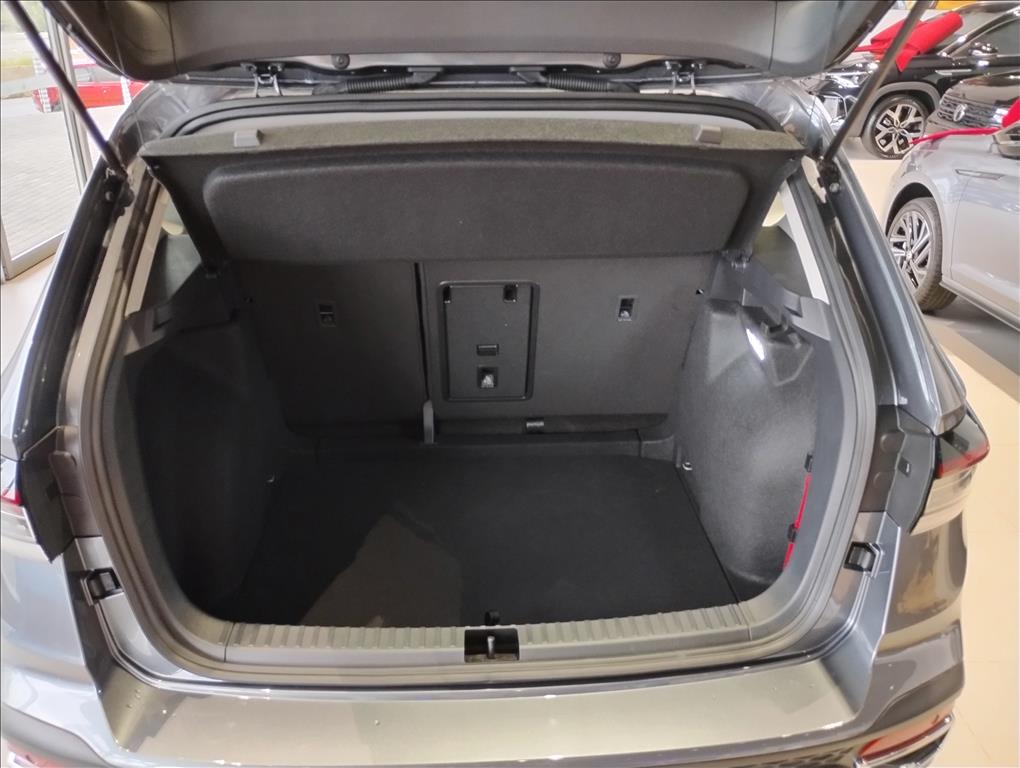 TAOS 1.4 250 TSI TOTAL FLEX COMFORTLINE AUTOMÁTICO12
