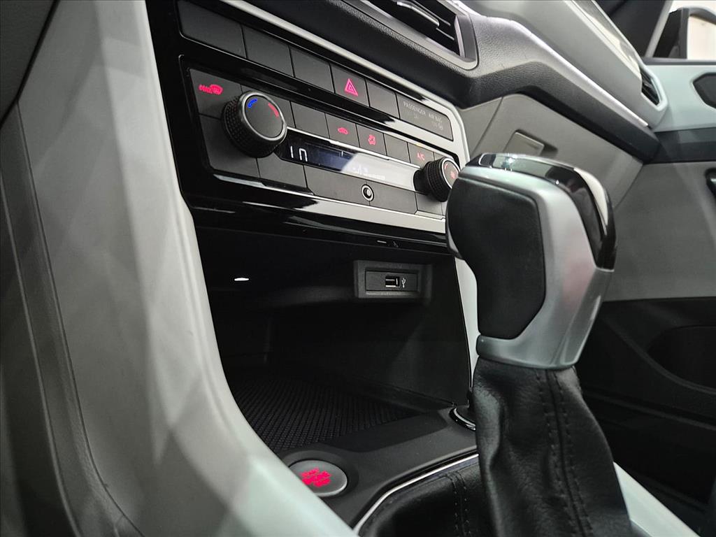 VW - Volkswagen-T-CROSS-1.4 250 TSI TOTAL FLEX HIGHLINE AUTOMÁTICO