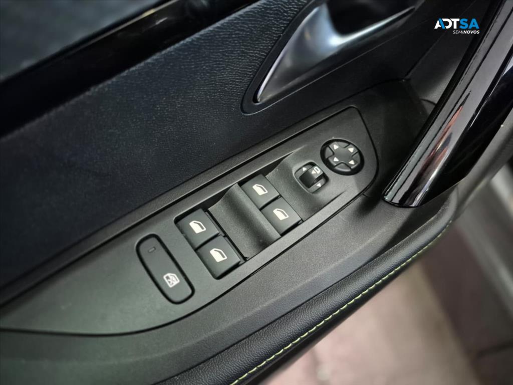 PEUGEOT 2008 1.0 TURBO 200 FLEX GT CVT
