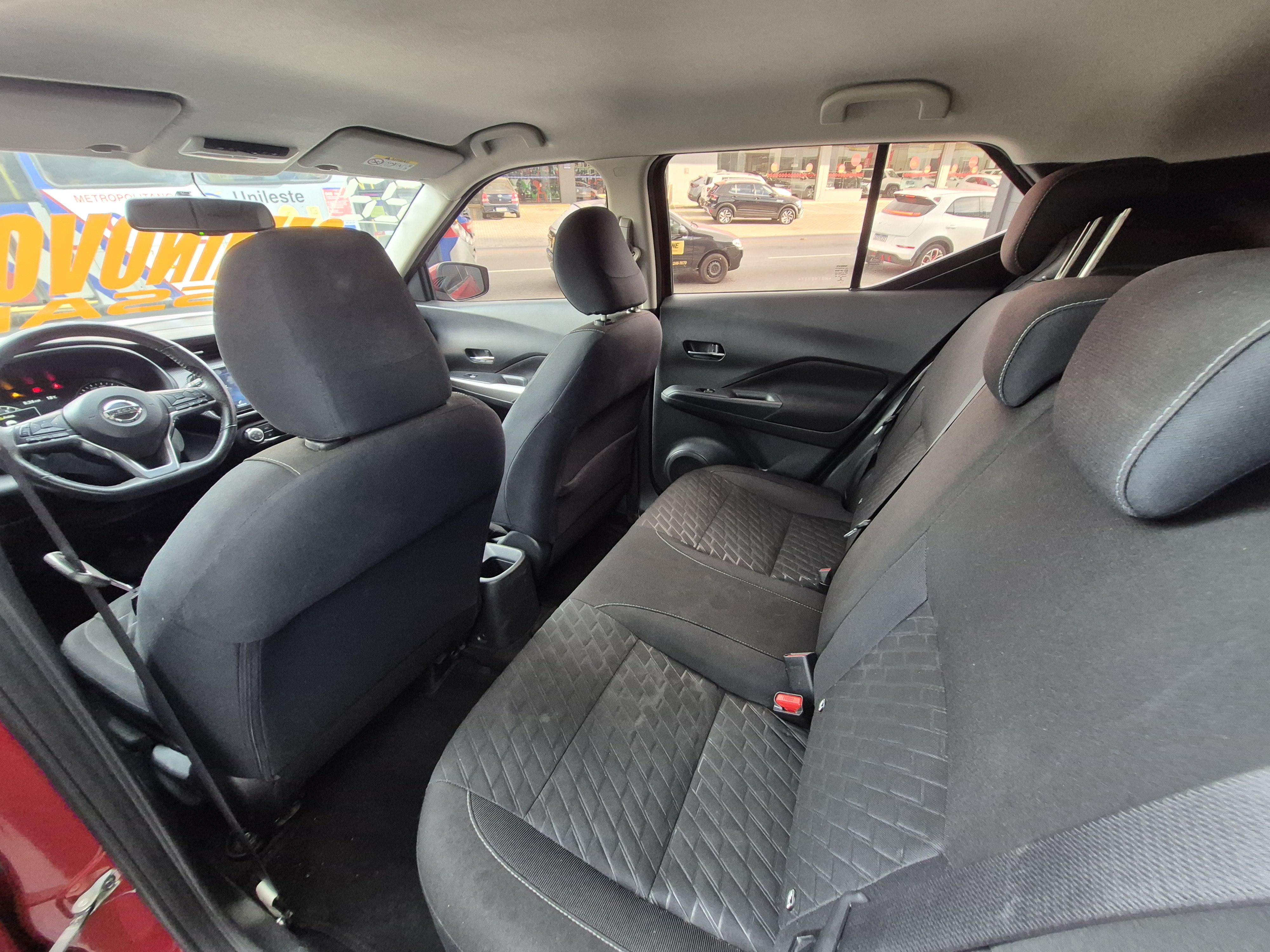 NISSAN KICKS