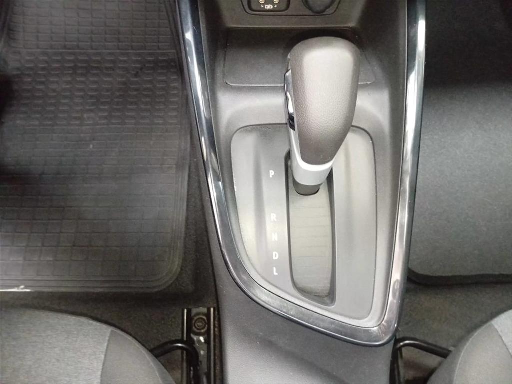 ONIX PLUS 1.0 TURBO FLEX LT AUTOMÁTICO11