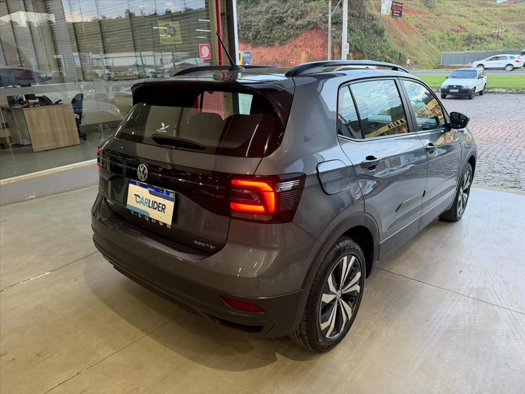 T-CROSS 1.0 200 TSI TOTAL FLEX AUTOMÁTICO2