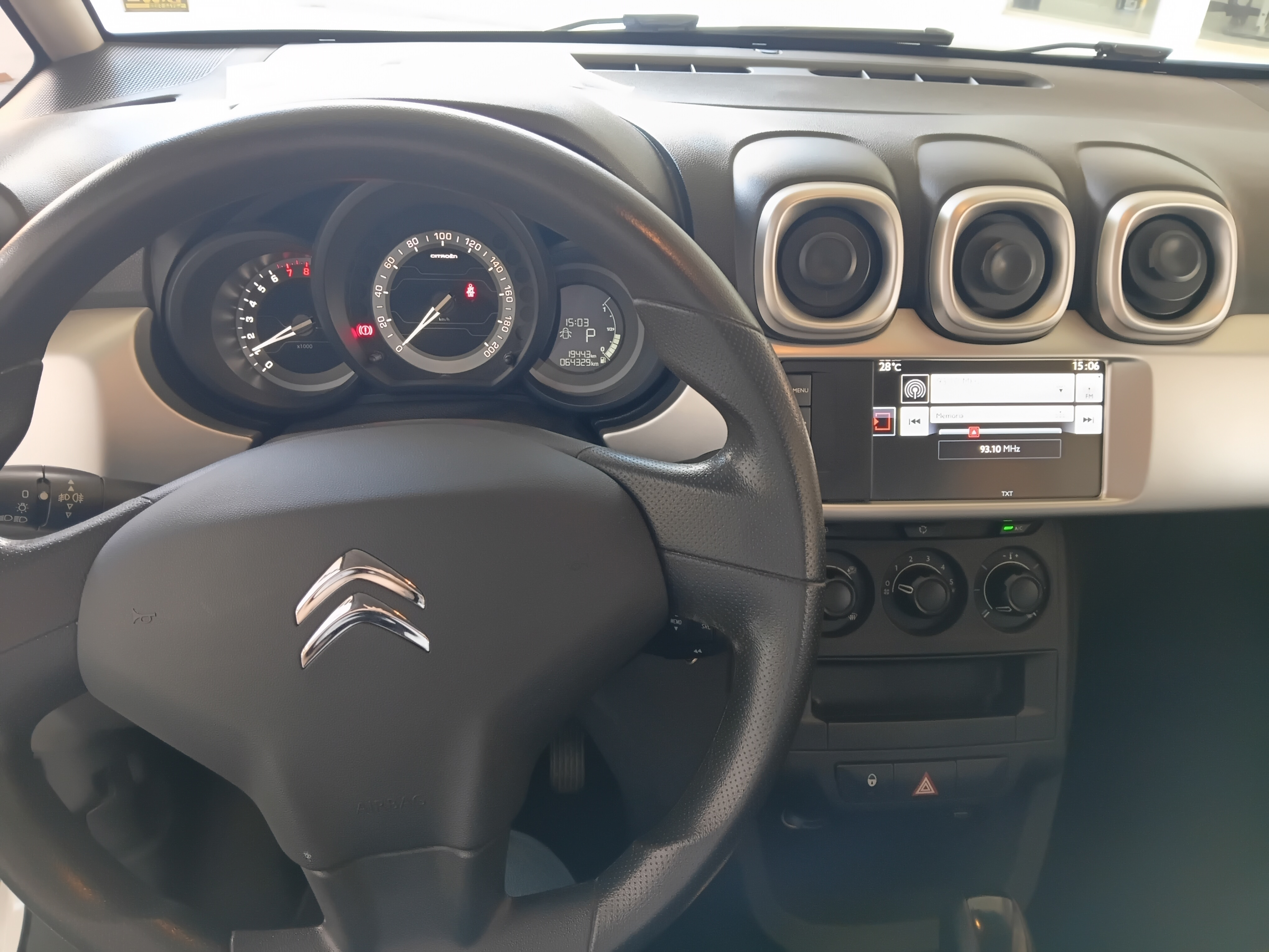 AIRCROSS 1.6 VTI 120 FLEX LIVE EAT65