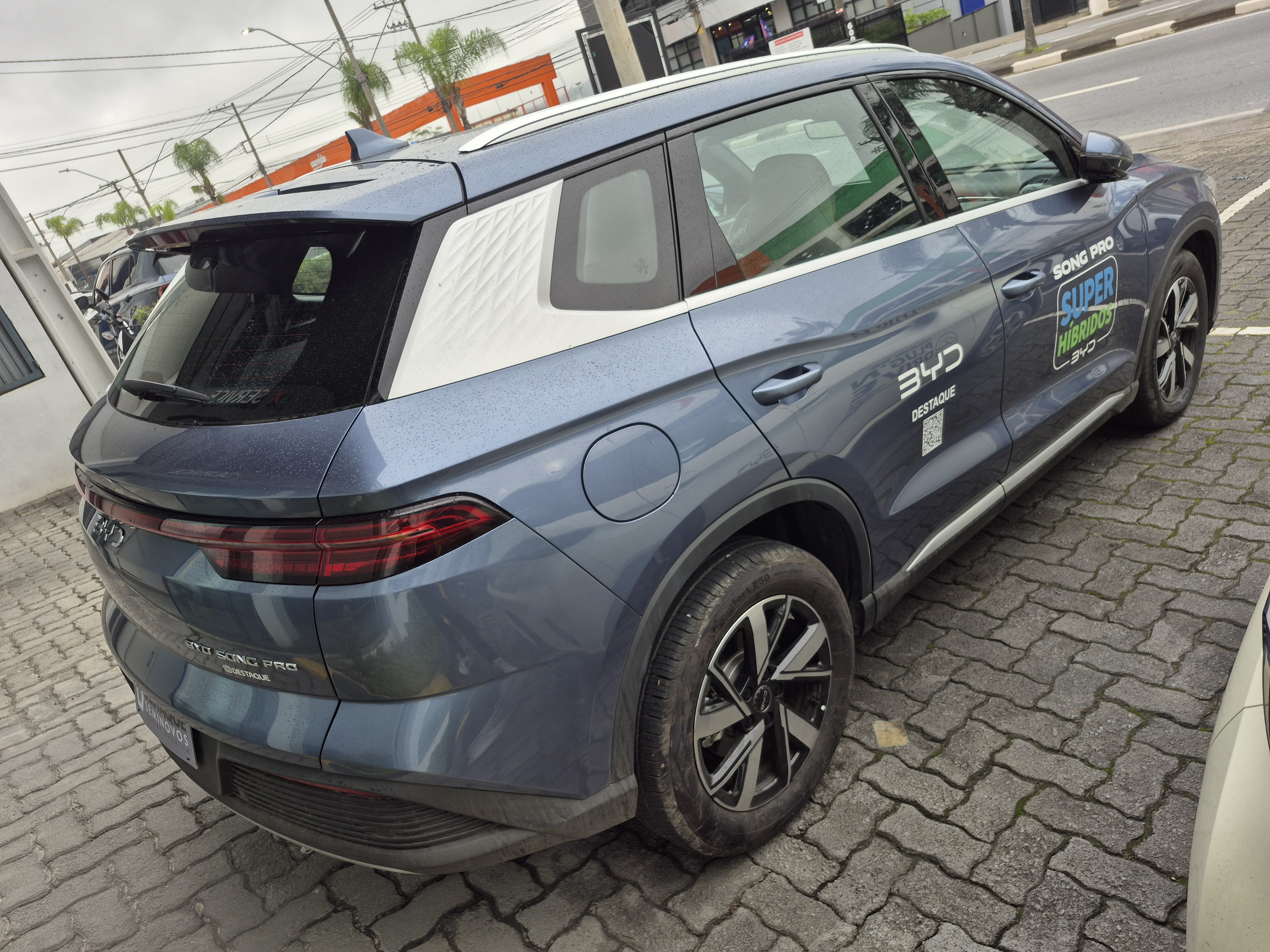 Foto ilustrativa do carro