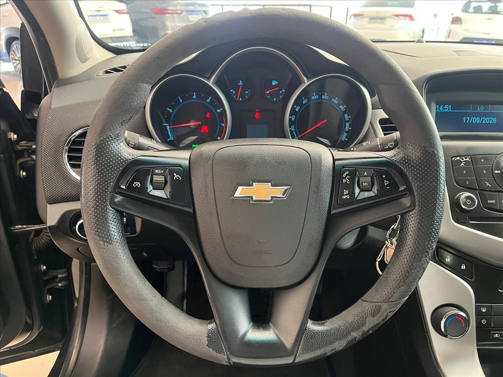 CRUZE 1.8 LT 16V FLEX 4P MANUAL8