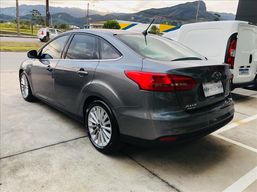 FOCUS 2.0 TITANIUM 16V FLEX 4P POWERSHIFT5