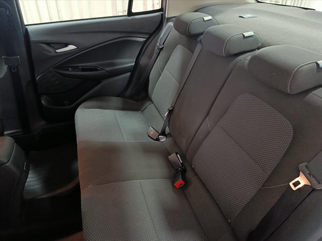 ONIX PLUS 1.0 TURBO FLEX LT AUTOMÁTICO9