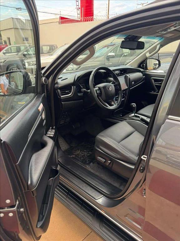 HILUX SW4 2.8 D-4D TURBO DIESEL SRX PLATINUM 4X4 AUTOMÁTICO13