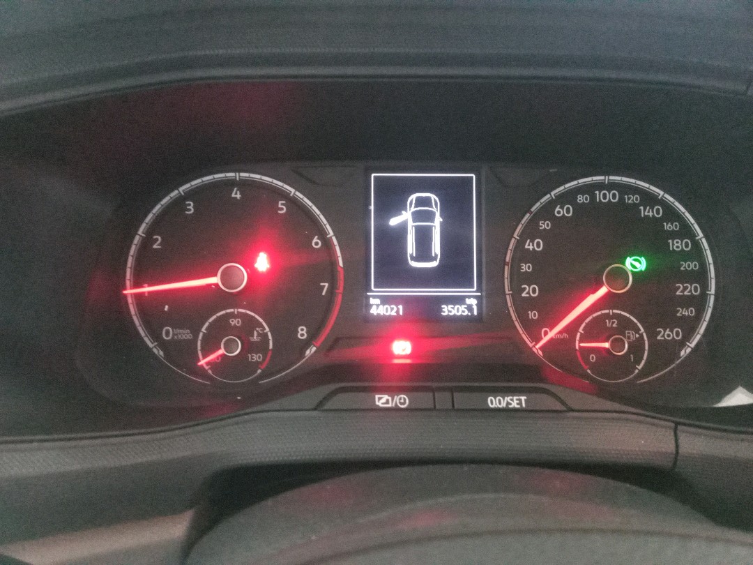 VW - Volkswagen-T-CROSS-1.0 200 TSI TOTAL FLEX SENSE AUTOMÁTICO