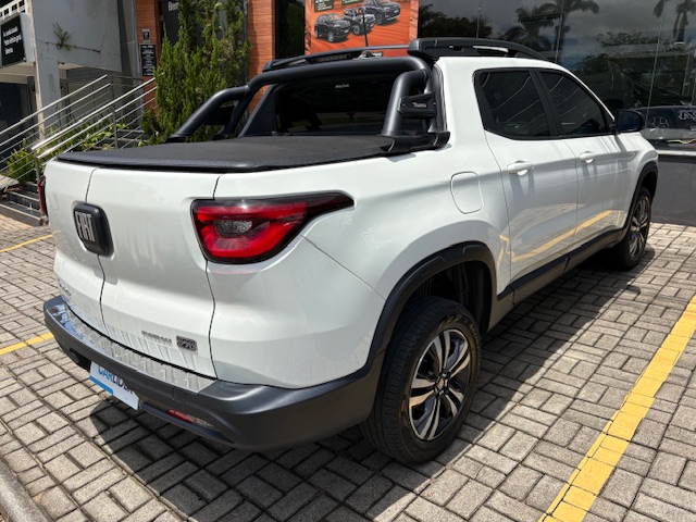 TORO 1.3 TURBO 270 FLEX FREEDOM AT64