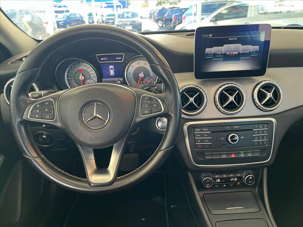 GLA 200 1.6 CGI ENDURO 16V TURBO FLEX 4P AUTOMÁTICO10