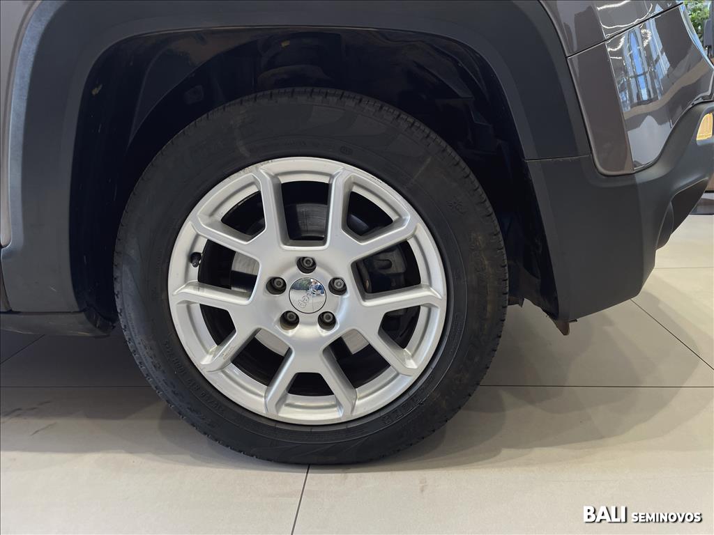 RENEGADE 1.8 16V FLEX SPORT 4P AUTOMÁTICO6