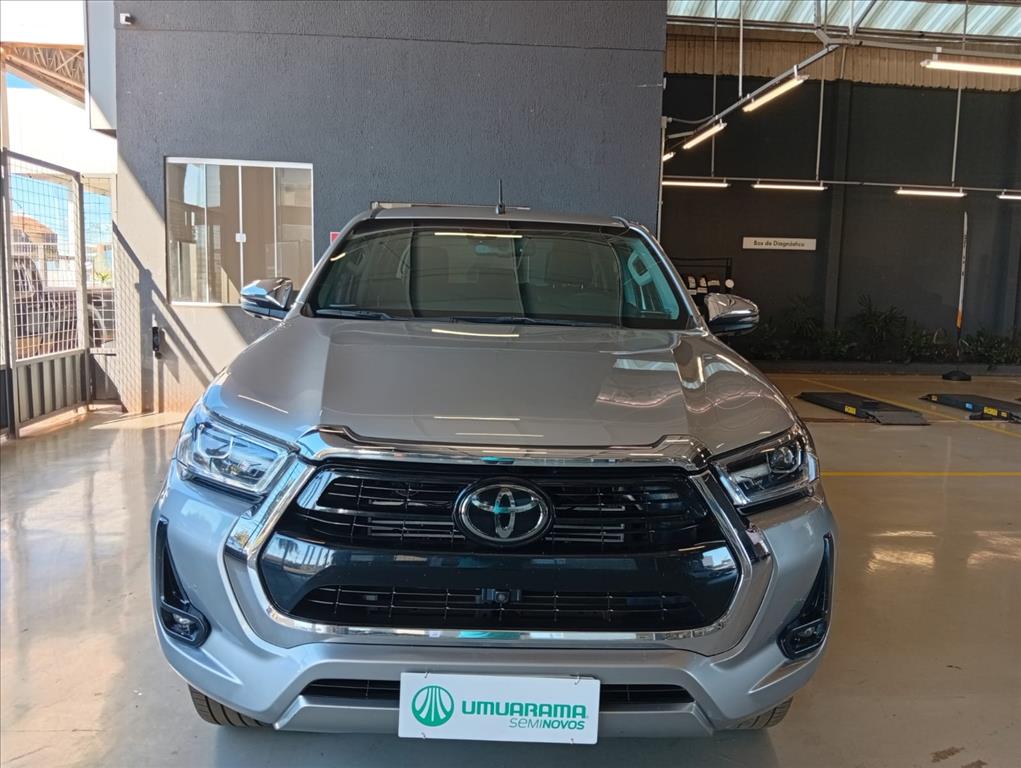 HILUX 2.8 D-4D TURBO DIESEL CD SRX 4X4 AUTOMÁTICO0