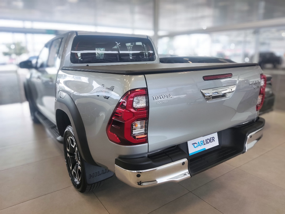HILUX 2.8 D-4D TURBO DIESEL CD SRX 4X4 AUTOMÁTICO