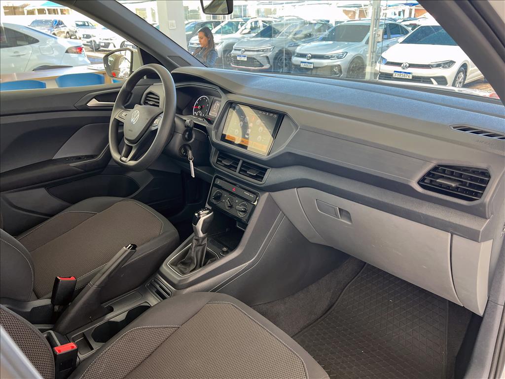 T-CROSS 1.0 200 TSI TOTAL FLEX SENSE AUTOMÁTICO11