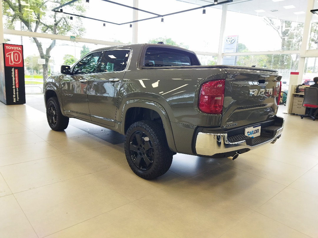 RAMPAGE 2.0 TURBO DIESEL LARAMIE 4X4 AUTOMÁTICO6