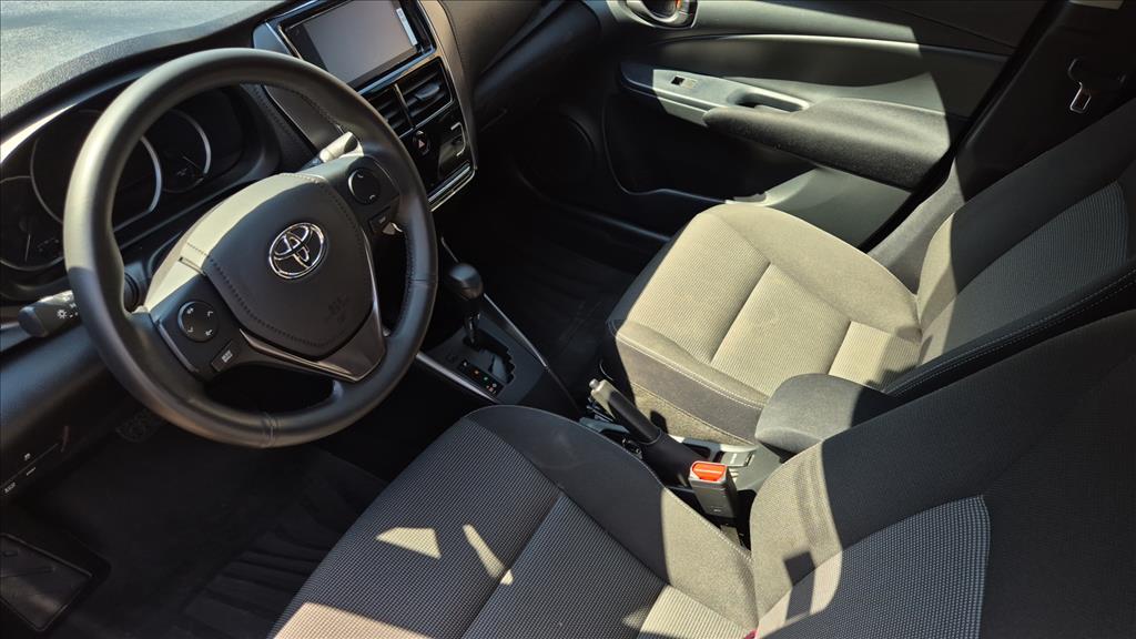 YARIS 1.5 16V FLEX SEDAN XL MULTIDRIVE7