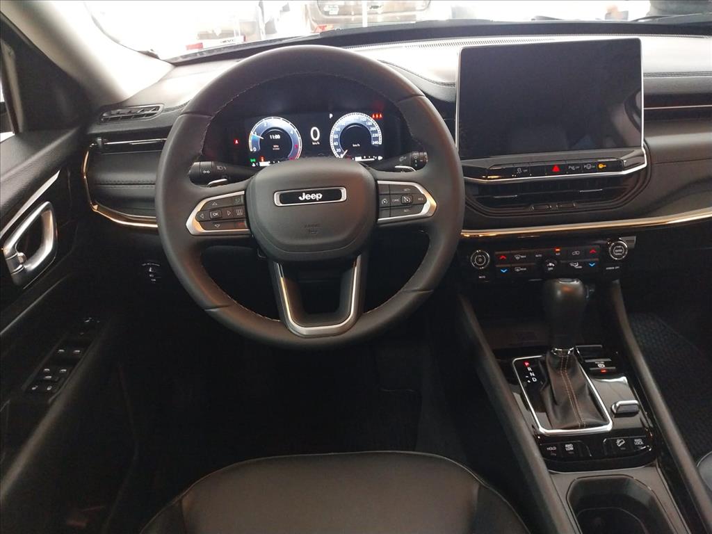 COMPASS 2.0 TD350 TURBO DIESEL LIMITED AT9