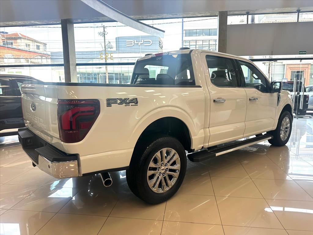 Ford-F-150-5.0 V8 GASOLINA CD LARIAT FX4 AUTOMÁTICO