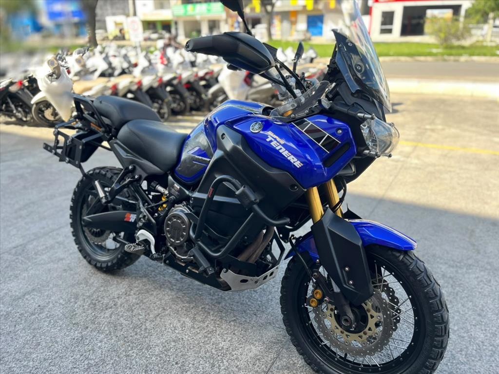 YAMAHA XT foto 2